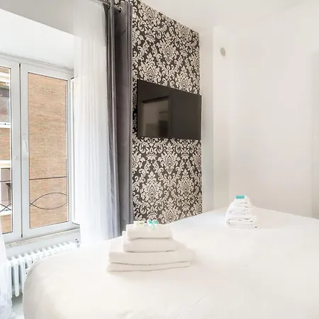 Iflat Cozy And Elegant Near Spanish Steps Апартаменты